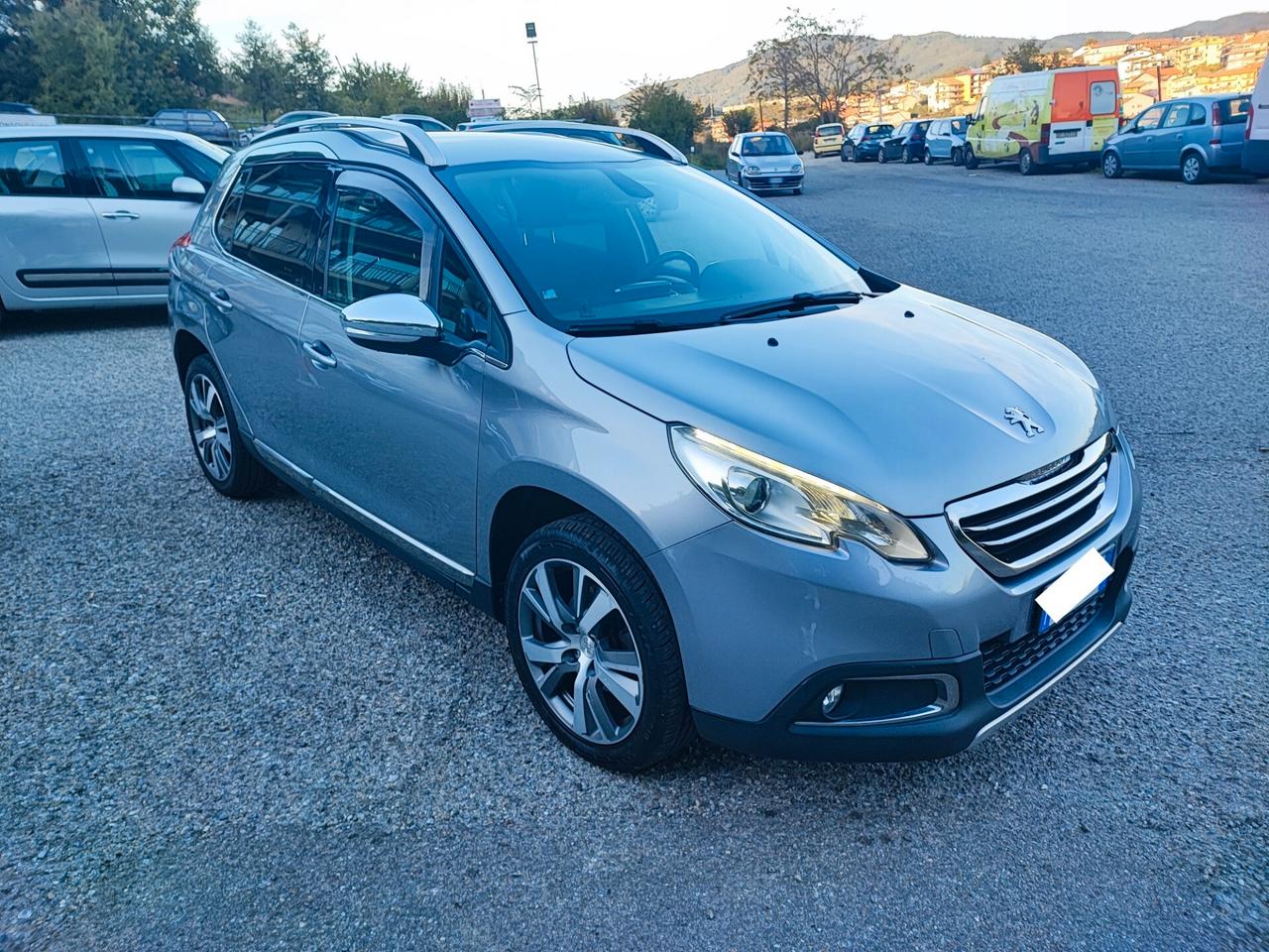 Peugeot 2008 1.6 e-HDi 115 CV Stop&Start Allure