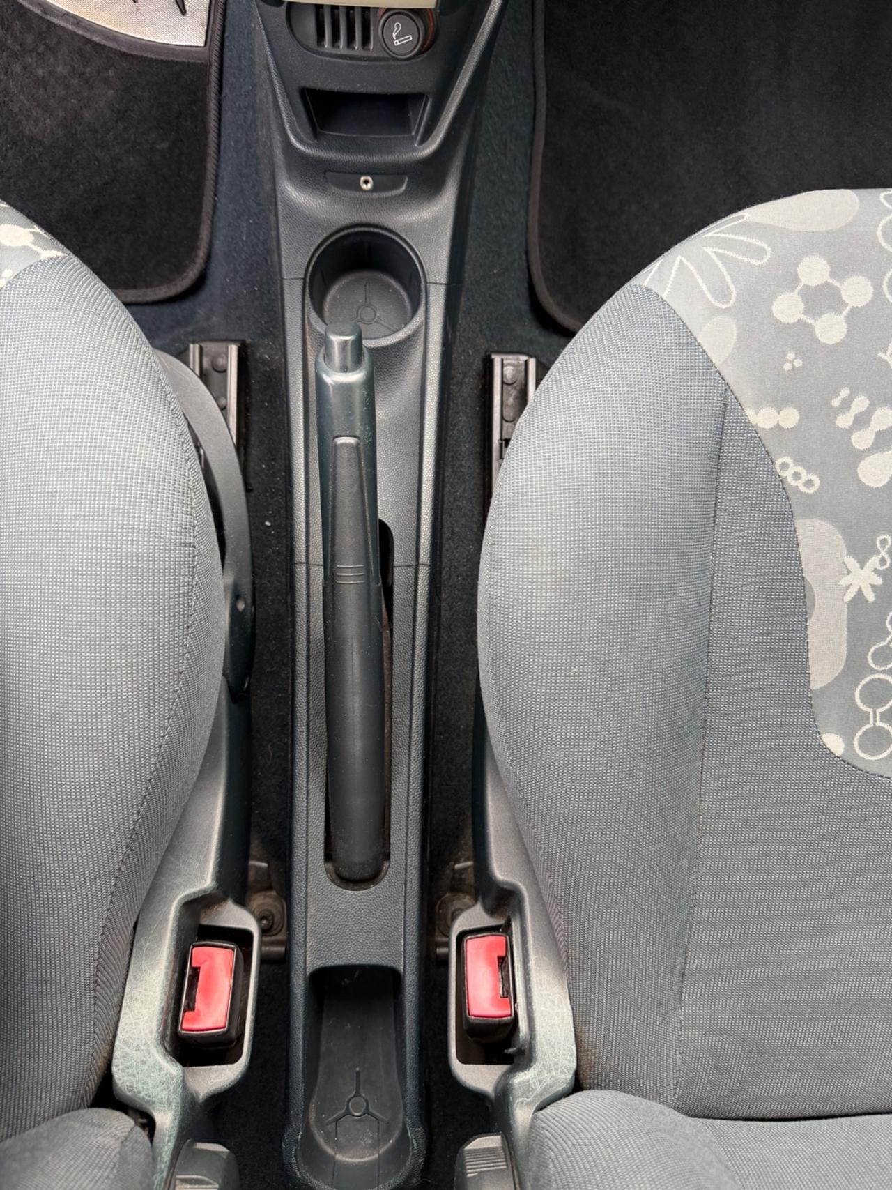 Ford Ka 1.2- Neopatentati- Tagliandata-Garanzia- Batteria nuova