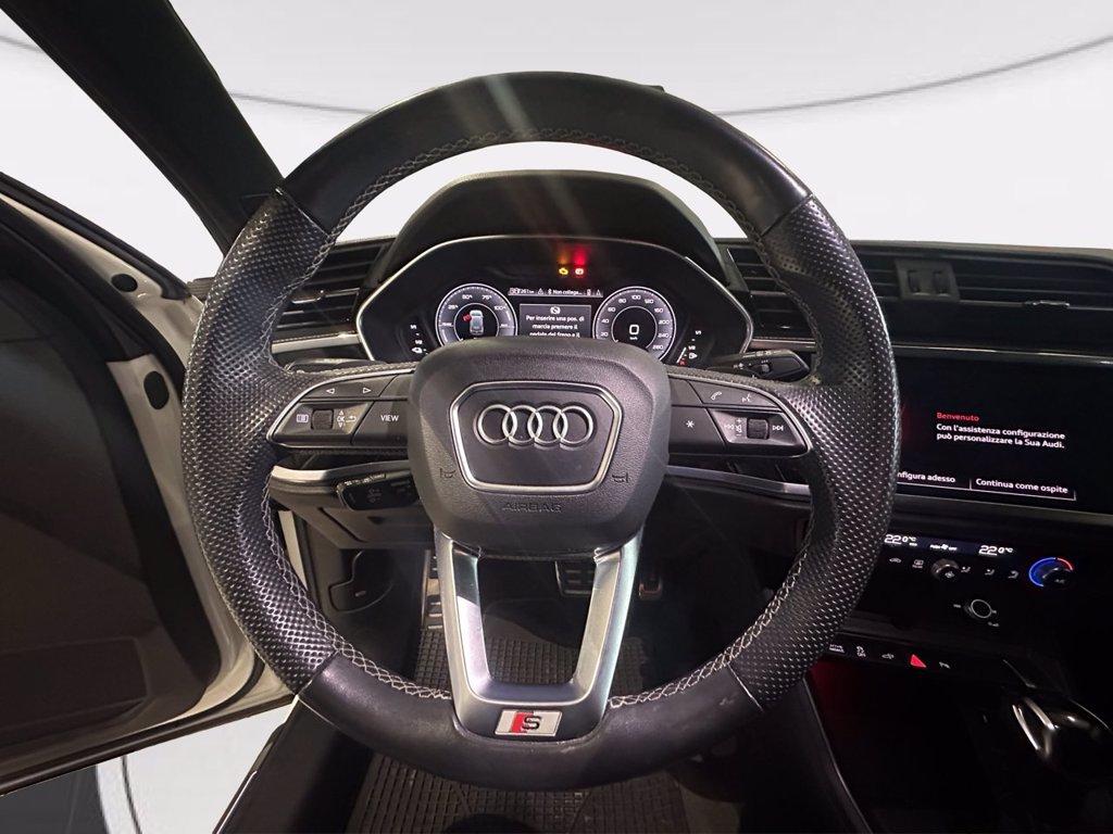 AUDI Q3 45 1.4 tfsi e s line edition s-tronic del 2021