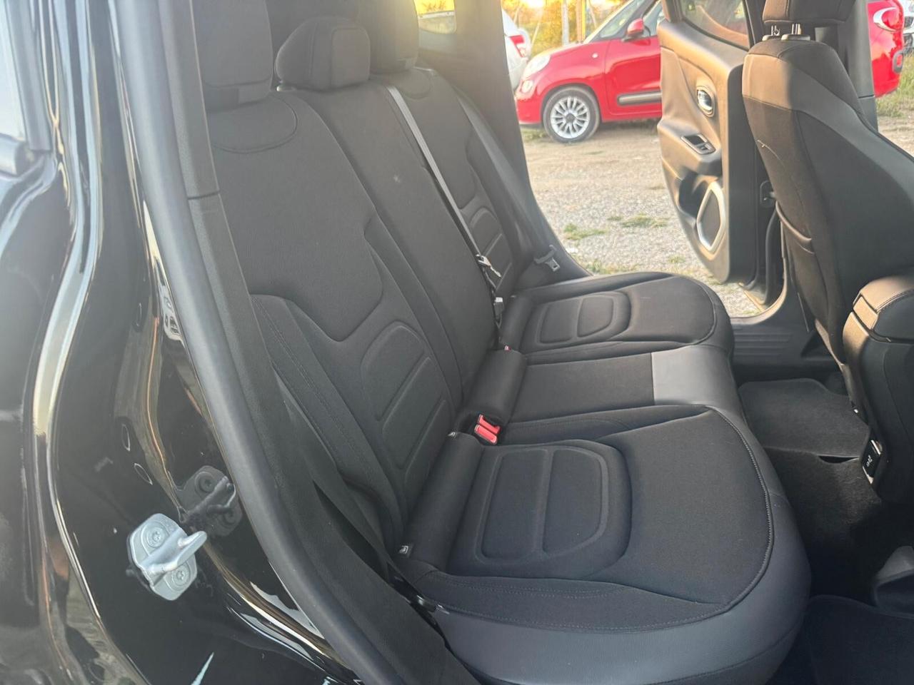 Jeep Renegade 1.6 Mjt Limited SOLAMENTE 73.000 KM
