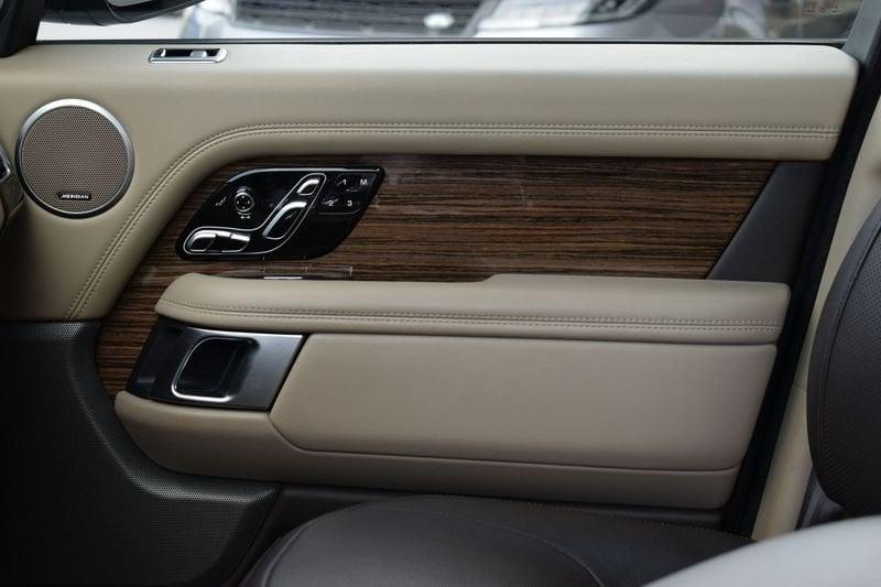 Land Rover Range Rover Range Rover 4.4 SDV8 Vogue SPECIAL PAINT