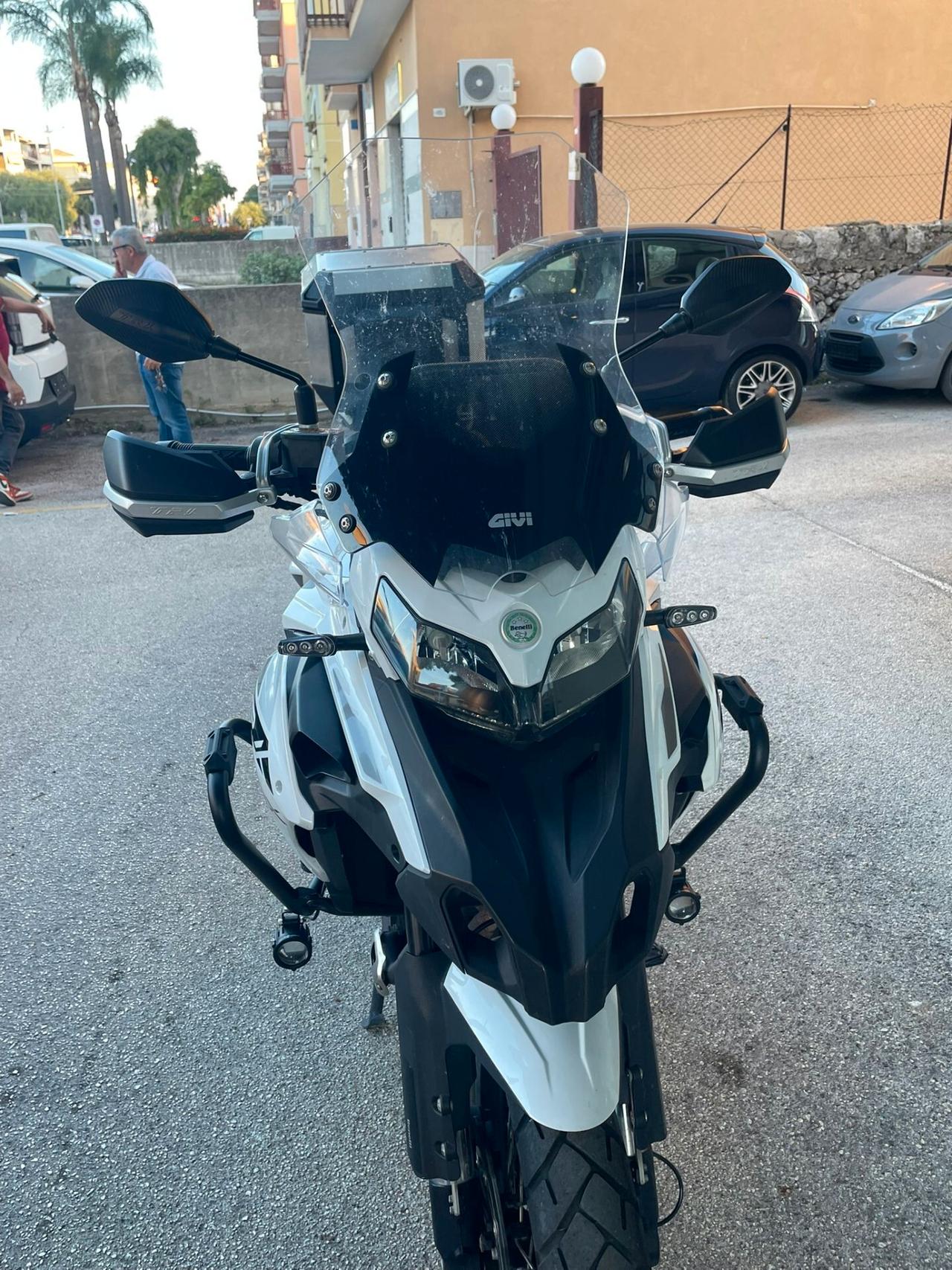 Benelli TRK 502