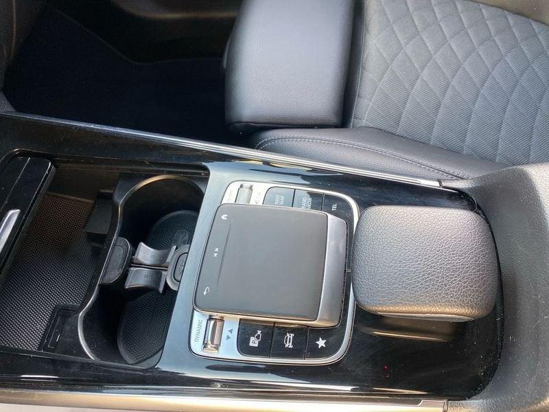 Mercedes-Benz Classe GLB GLB 200 Sport Plus auto