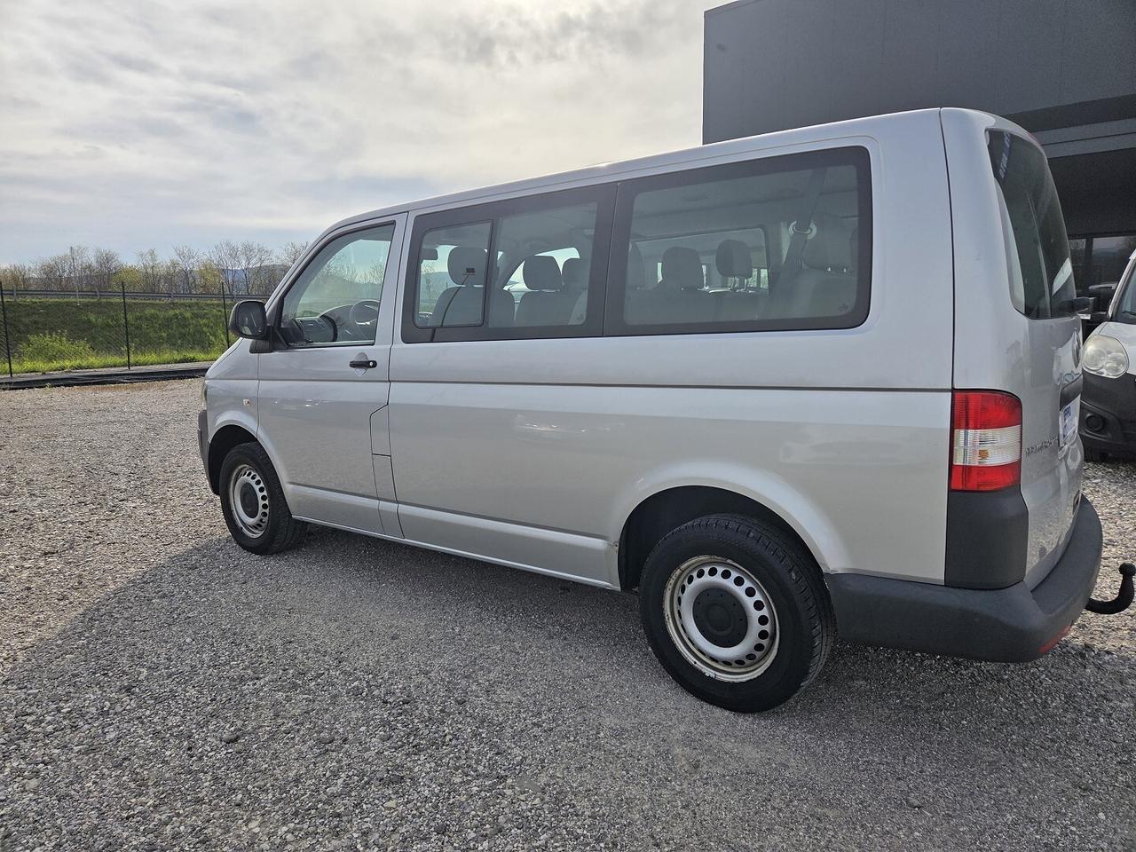 VOLKSWAGEN T5 CARAVELLE 2.0TDI 102CV 9 POSTI