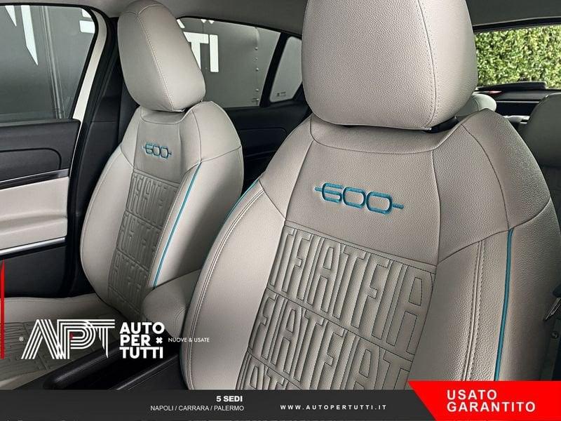 FIAT 600 600 1.2 hybrid La Prima 110cv auto