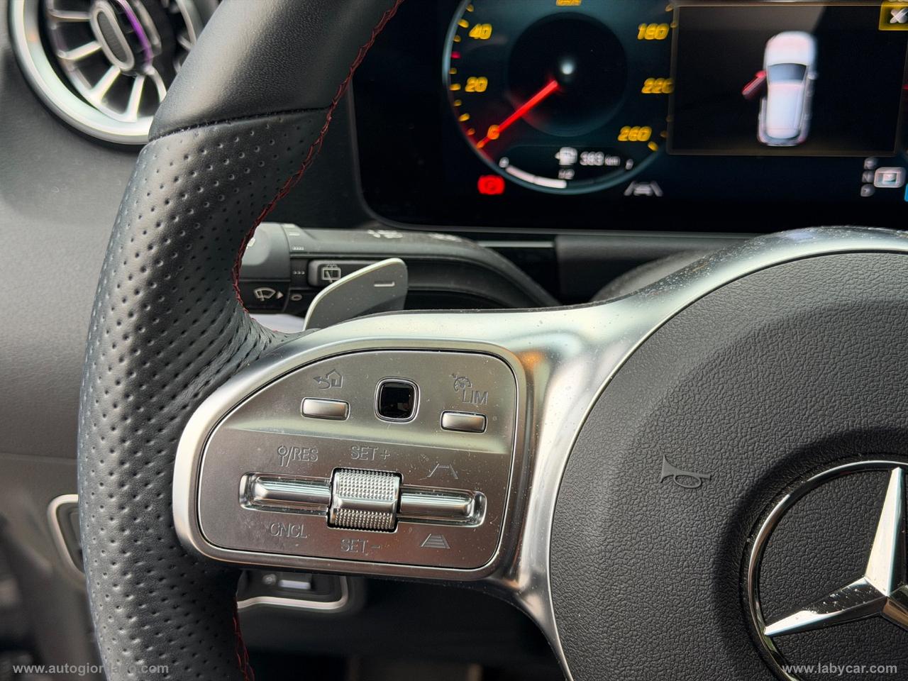 MERCEDES-BENZ GLA 200 d Automatic 4Matic Premium AMG LINE