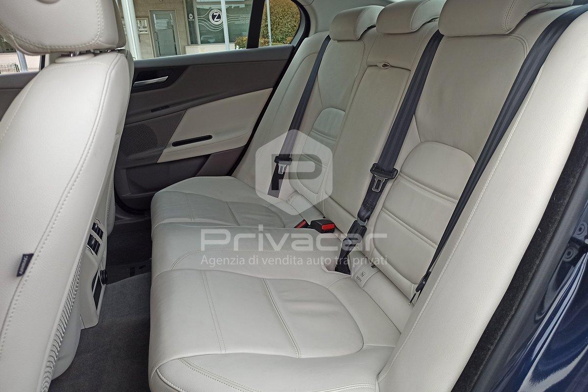 JAGUAR XE 2.0 D 180 CV aut. Prestige