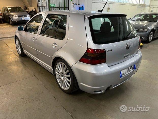Volkswagen Golf R32 5 porte
