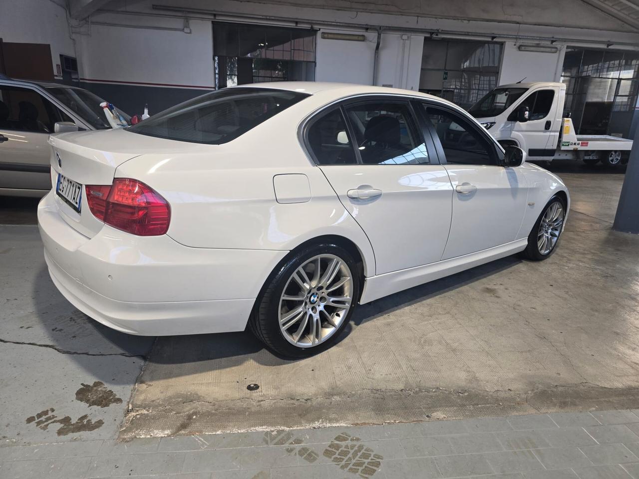 Bmw 330i Manuale