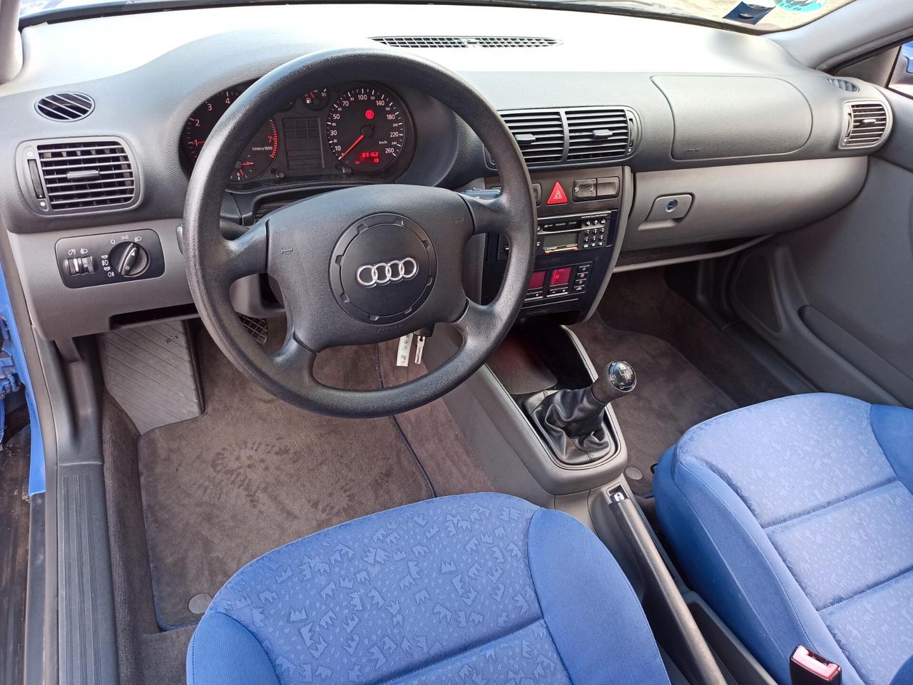 Audi A3 1.6 cat 3p. Ambiente