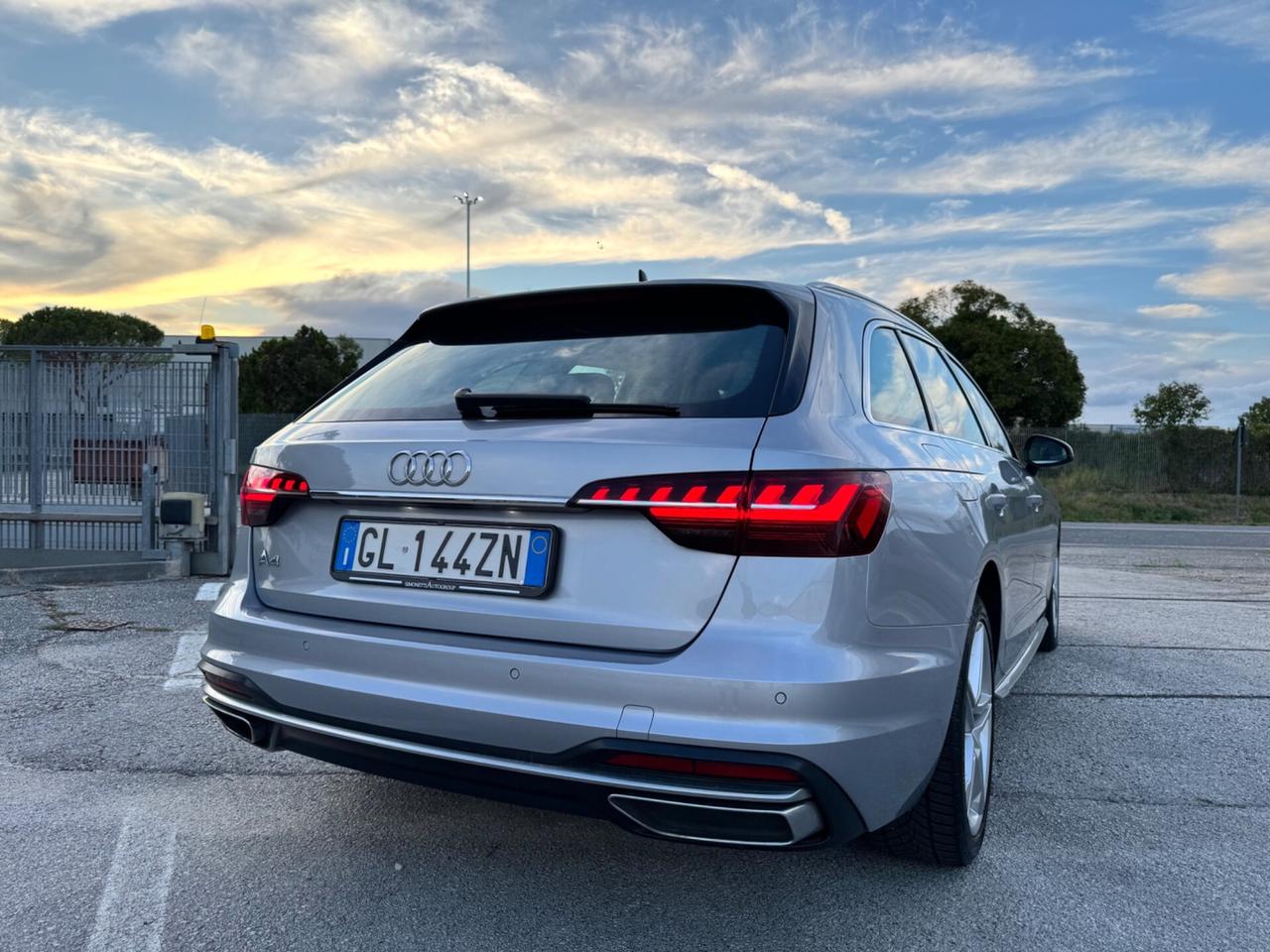 AUDI A4 Avant 2.0 Tdi Advanced - Virtual Matrix 18