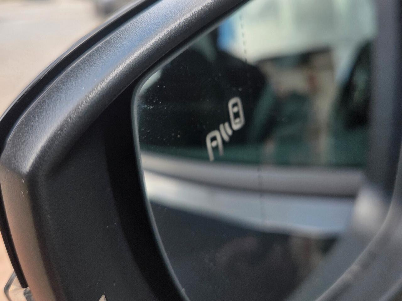 Volkswagen T-Cross 1.0 TSI 110 CV STYLE TELECAMERA