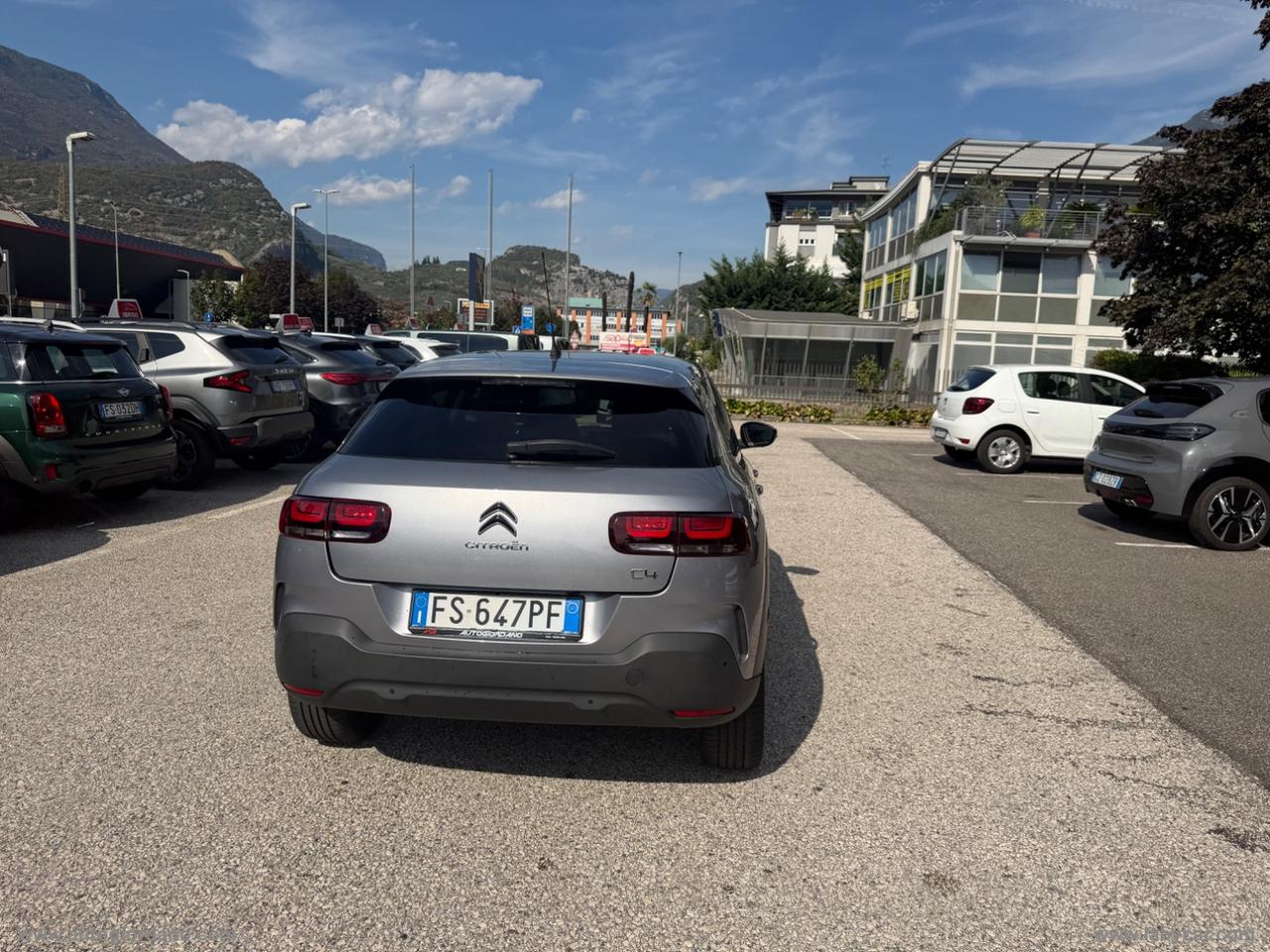 CITROEN C4 BlueHDi 100 SHINE