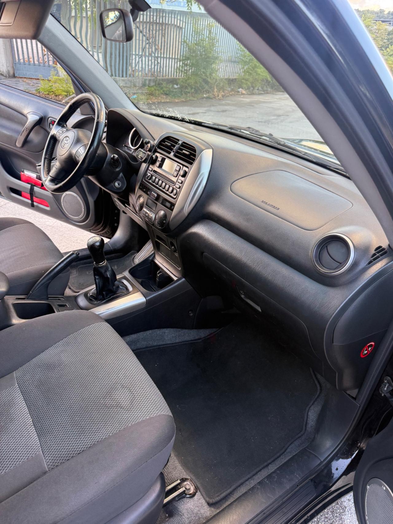 Toyota RAV4 2.0 Tdi D-4D trazione integrale NEOPATENTATI