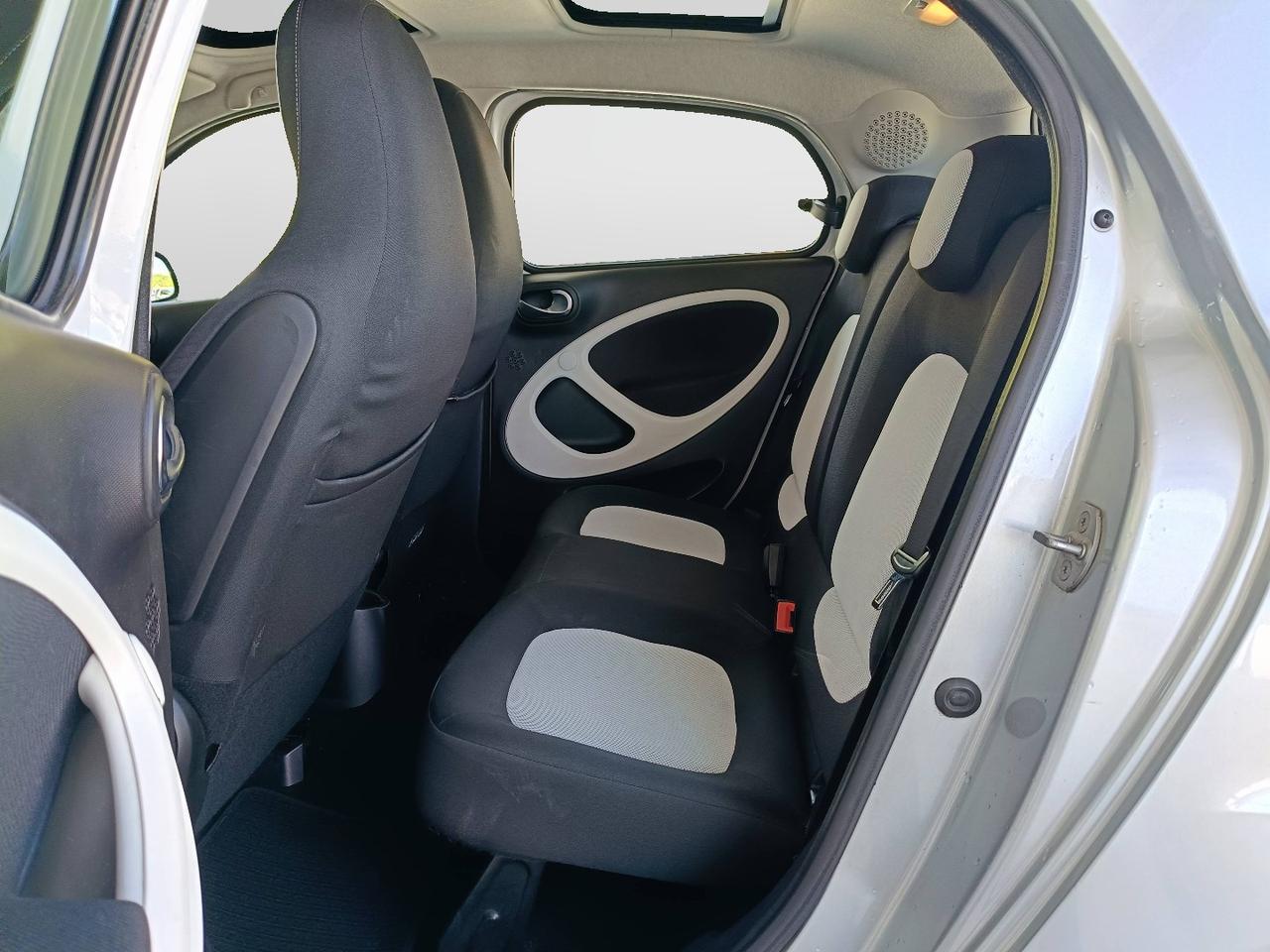 SMART Forfour II 2015 - Forfour 1.0 Passion 71cv