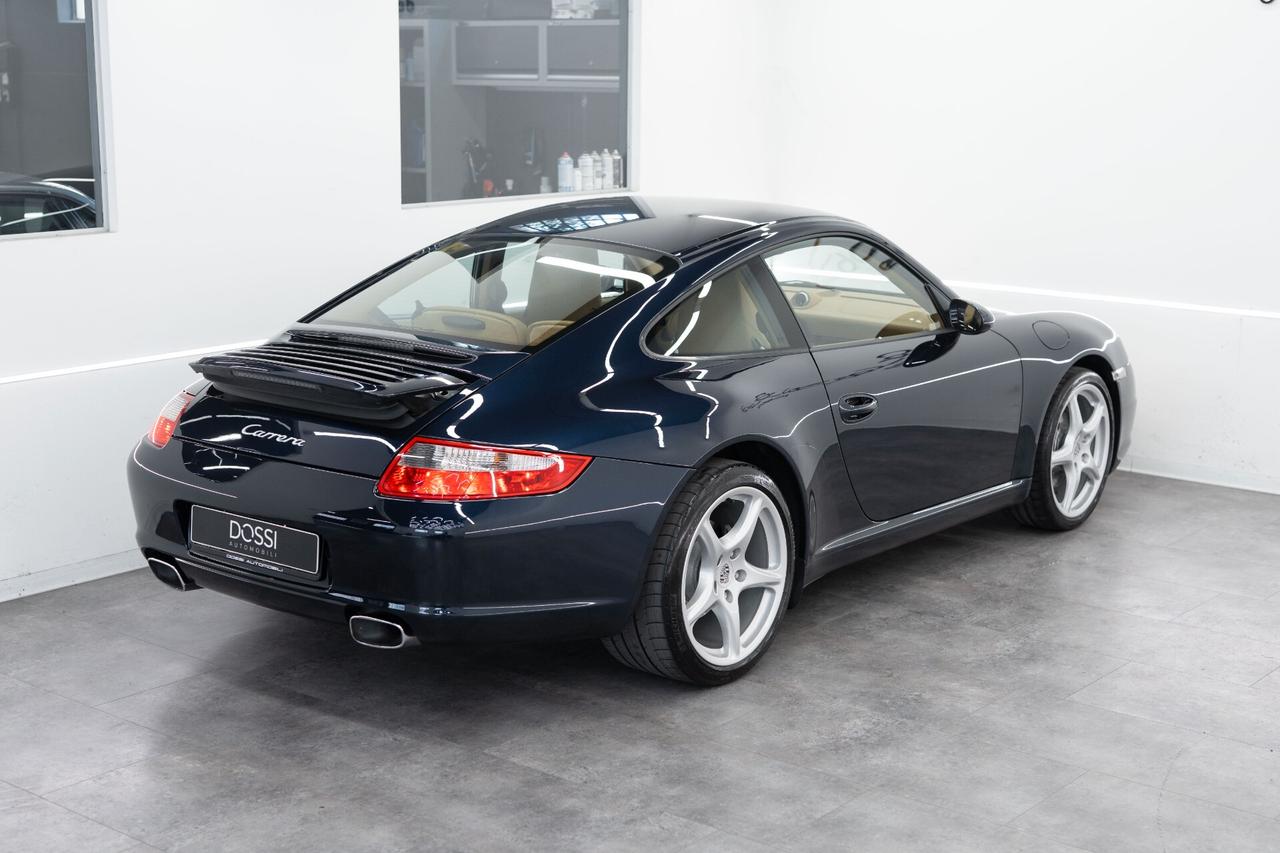 Porsche 911 Carrera Coupé