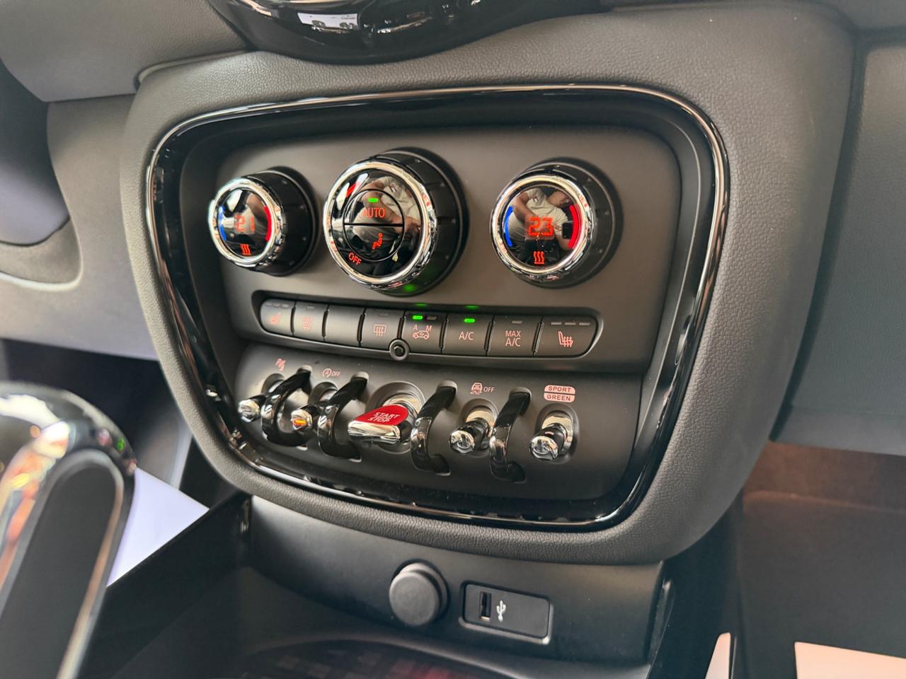 Mini Cooper SD Clubman 2.0 Exclusive 20.000 KM