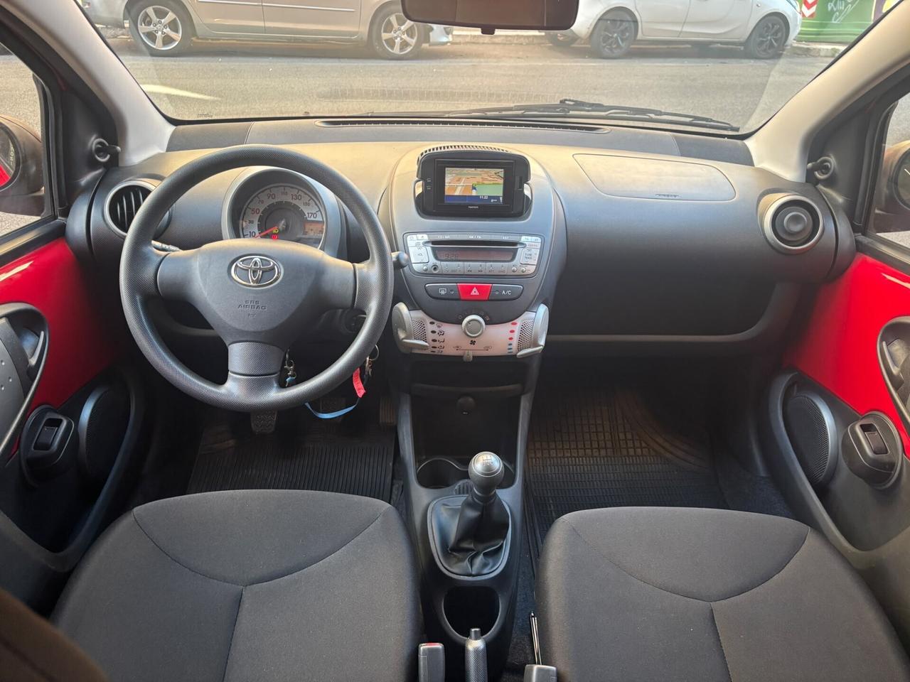 Toyota Aygo 1.0 - PASSAGGIO DI PROPRIETà INCLUSO