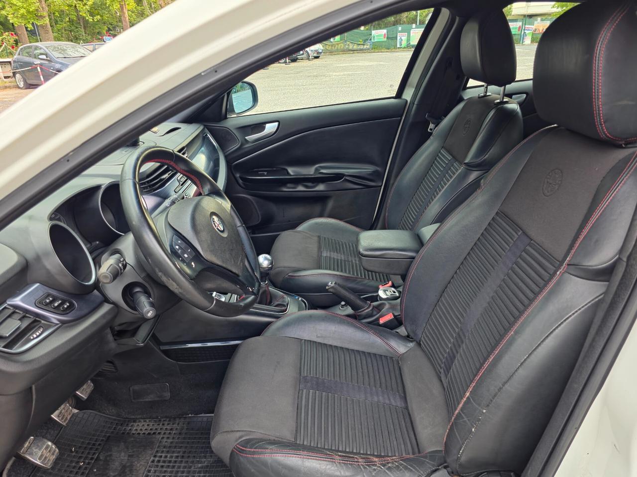 Alfa Romeo Giulietta 2.0 JTDm-2 140 CV Distinctive 2011-E5 Manuale NEO