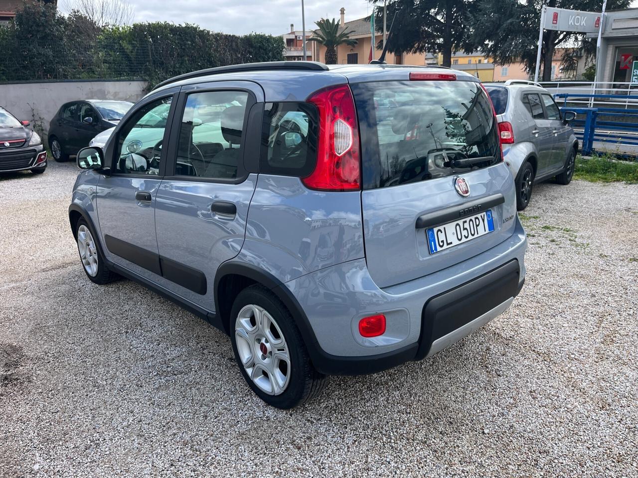 Fiat Panda 1.0 FireFly S&S Hybrid Red