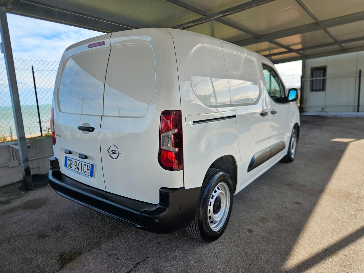 Opel Combo 3posti Cargo 1.6 Diesel 100CV S&S PC 1000kg Edition