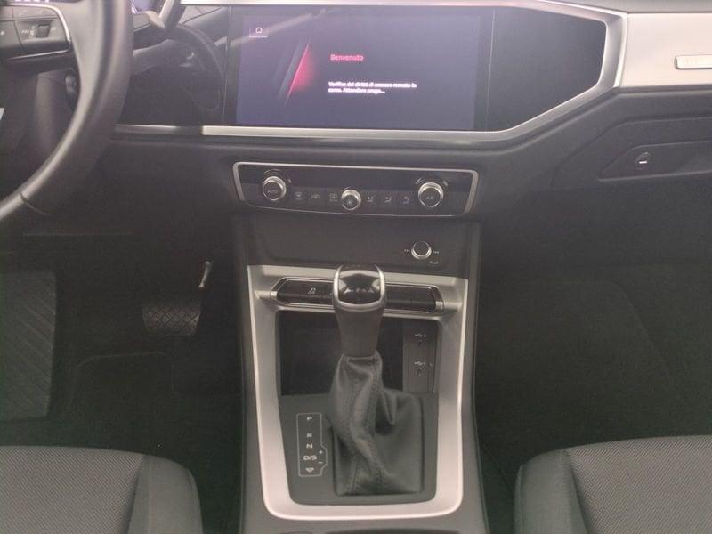 Audi Q3 Q3 35 TDI S tronic Business Advanced