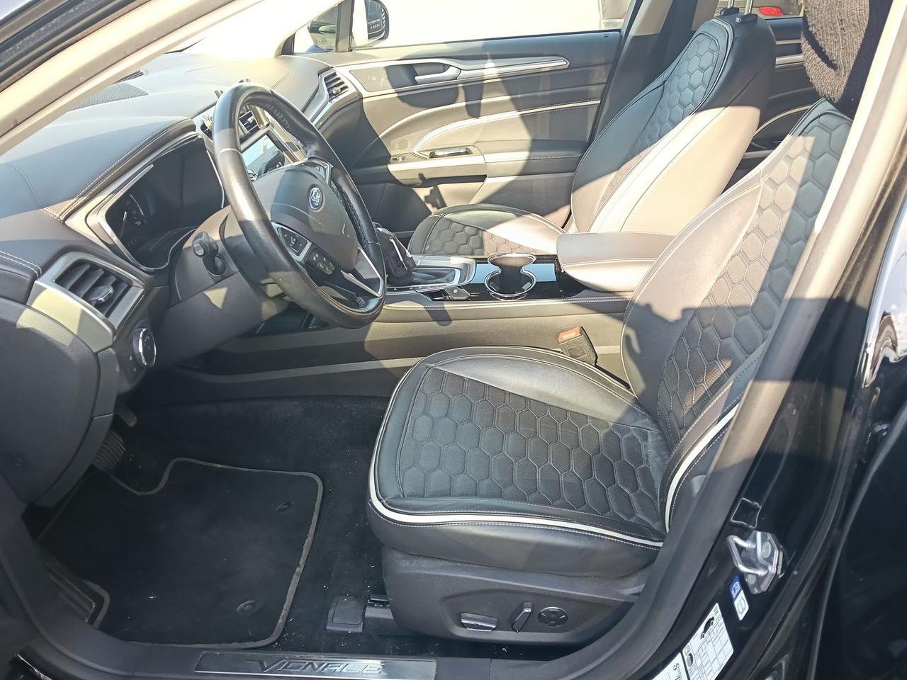 Ford Mondeo 2.0 HEV VIGNALE #11367