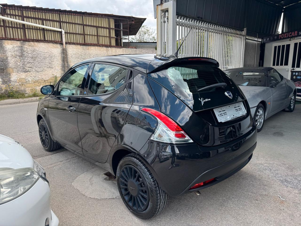 LANCIA YPSILON 1.2 69 CV ELEFANTINO BLU 2020