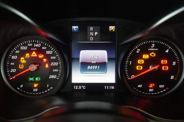 MERCEDES-BENZ CLA sse C Cabrio C 220d 4Matic Automatic Cabrio Premiu