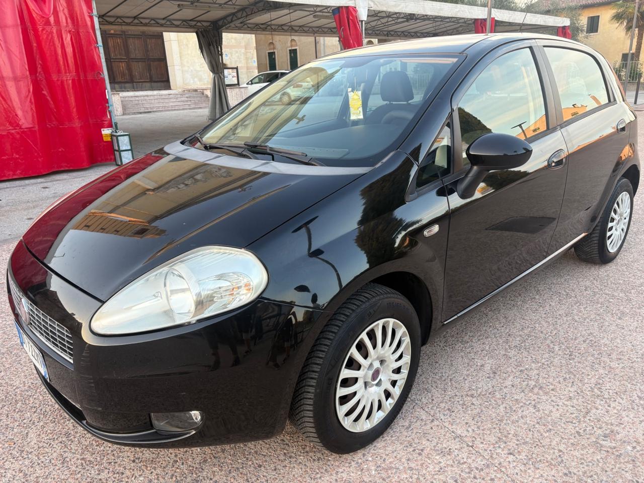 Fiat G. Punto 1.4 benzina & metano ok neo patentati