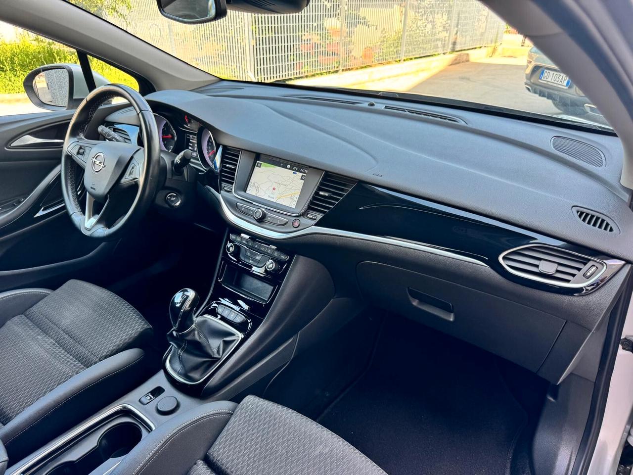 Opel Astra 1.4 Turbo 110CV EcoM Sports Tourer Dynamic