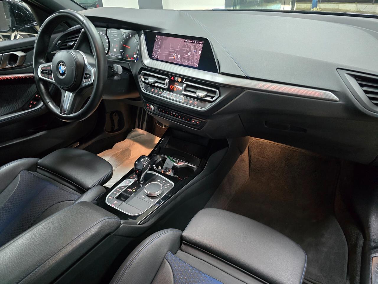 Bmw 118 118d 5p. Msport