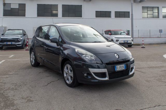 RENAULT Scenic 1.5 dCi 110CV Dynamique