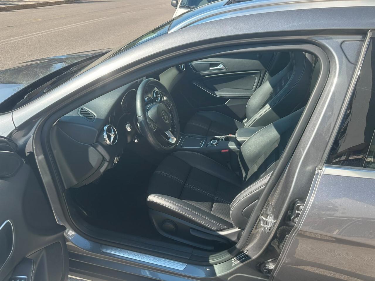Mercedes-benz GLA 200 d Automatic 4Matic Premium