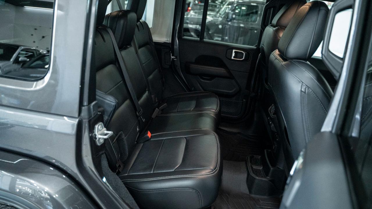 Jeep Wrangler UNLIMITED 2.2 MJT II SAHARA AUTO 200 CV XENO PELLE