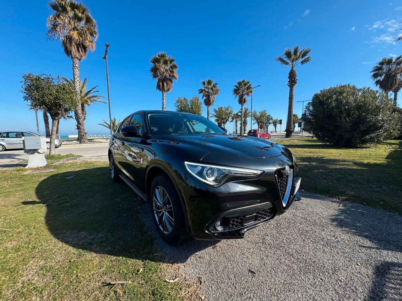 Alfa Romeo Stelvio 2.2 Turbodiesel 180 CV AT8 Q4 Business