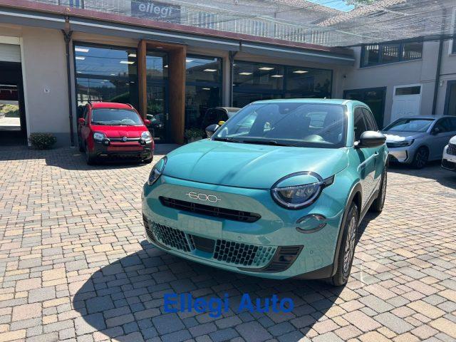 FIAT 600 Hybrid 110 CV DCT MHEV PACK COMFORT KM0