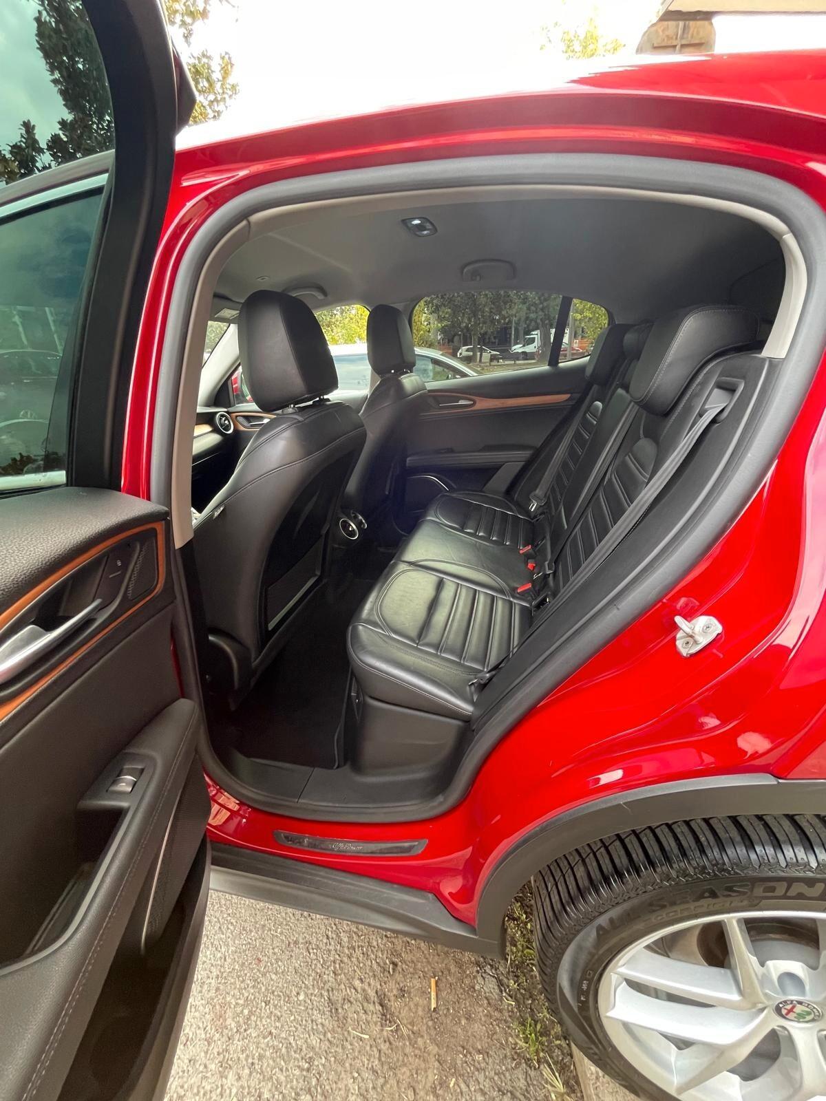 Alfa Romeo Stelvio 2.0 Turbo 280 CV AT8 Q4 First Edition