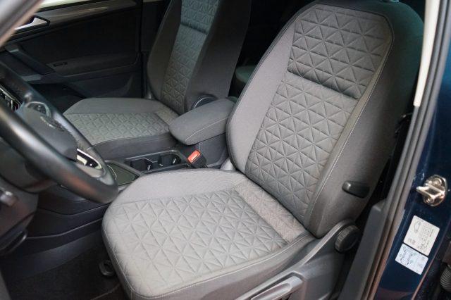 VOLKSWAGEN Tiguan 2.0 TDI 150 CV SCR DSG Life Pari al Nuovo