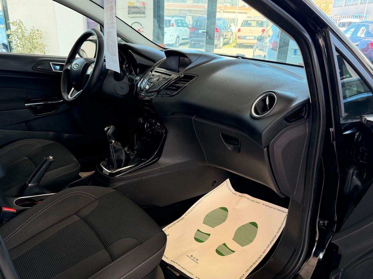 Ford Fiesta 1.5 TDCi 75CV 5 porte Black & White Edition