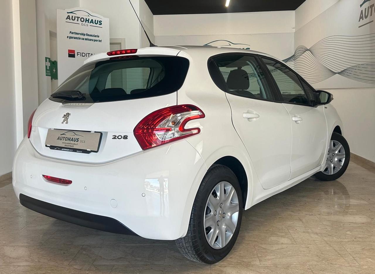 PEUGEOT 208 1.2 BENZ 82CV NAVI