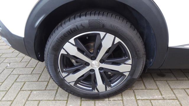 PEUGEOT 3008 BlueHDi 120 S&S EAT6 Allure