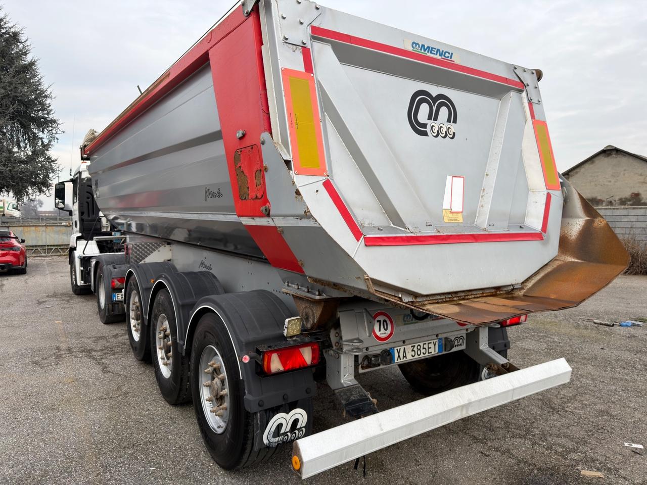 Semirimorchio Vasca Menci sa700r 2016