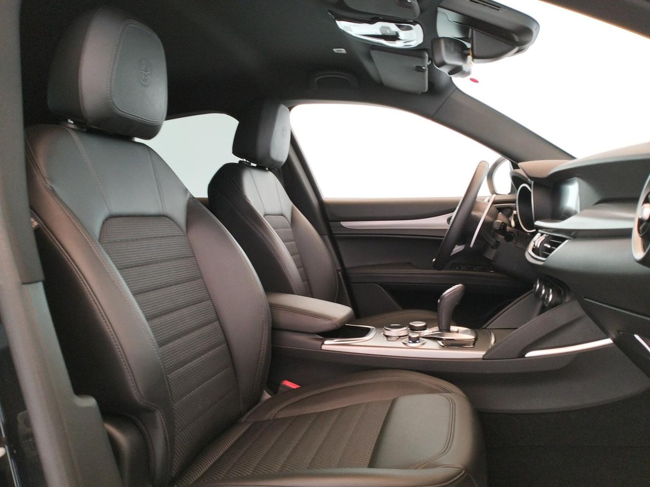 Alfa Romeo Stelvio 2.2 Turbodiesel 160 CV AT8 RWD Super Business