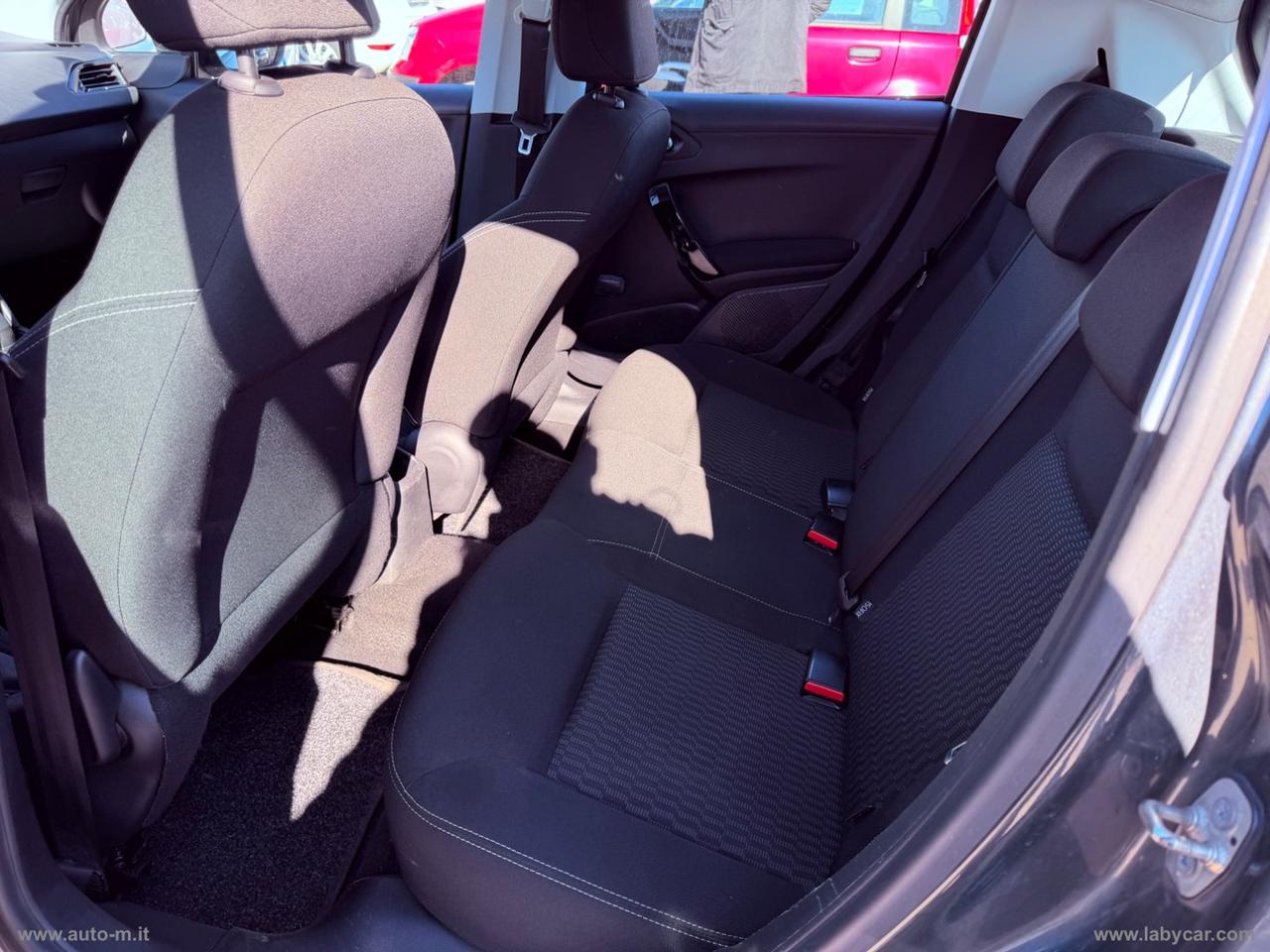 PEUGEOT 208 PureTech 82 5p. Allure