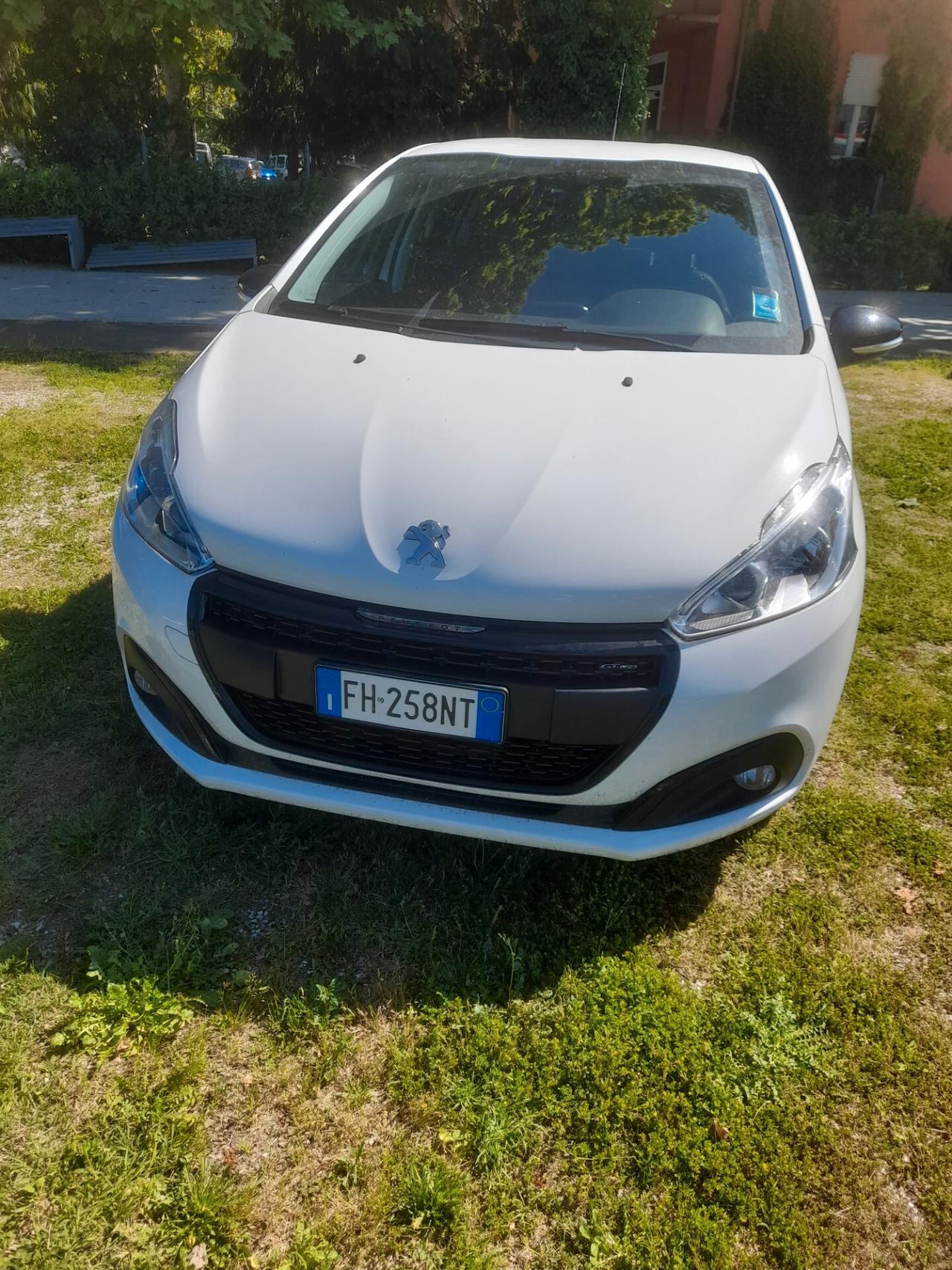 Peugeot 208 Turbo 110 S&S 5 porte GT Line