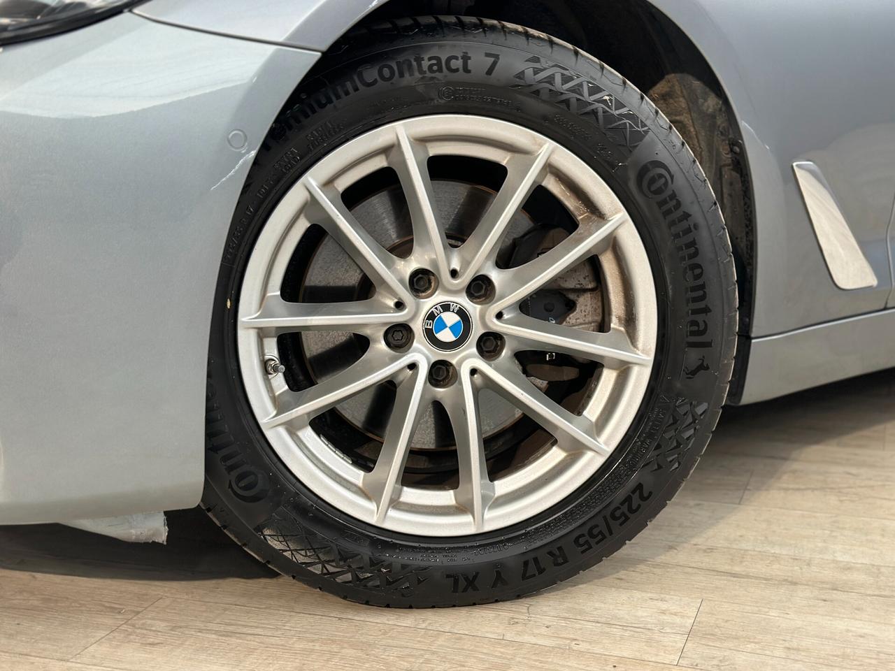 BMW 520 d Touring MHEV xDrive Business auto