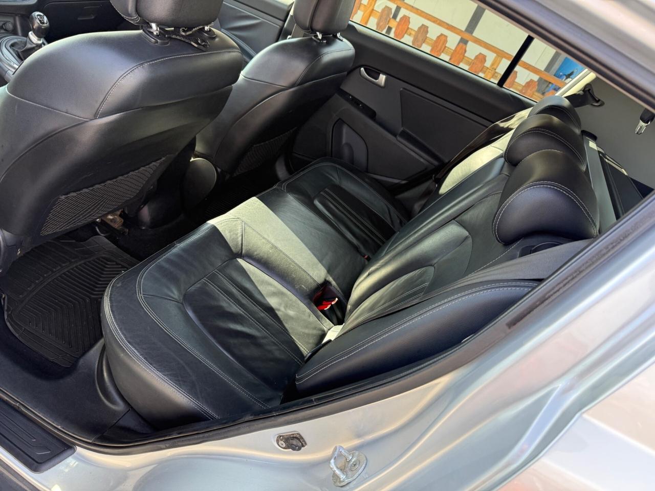 Kia Sportage 1.7 CRDI VGT 2WD Active