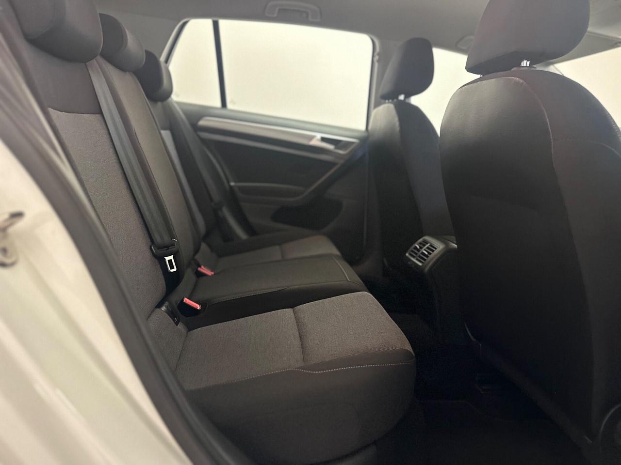 Volkswagen Golf 1.6 TDI 90 CV 5p. Trendline NEOPATENTATI