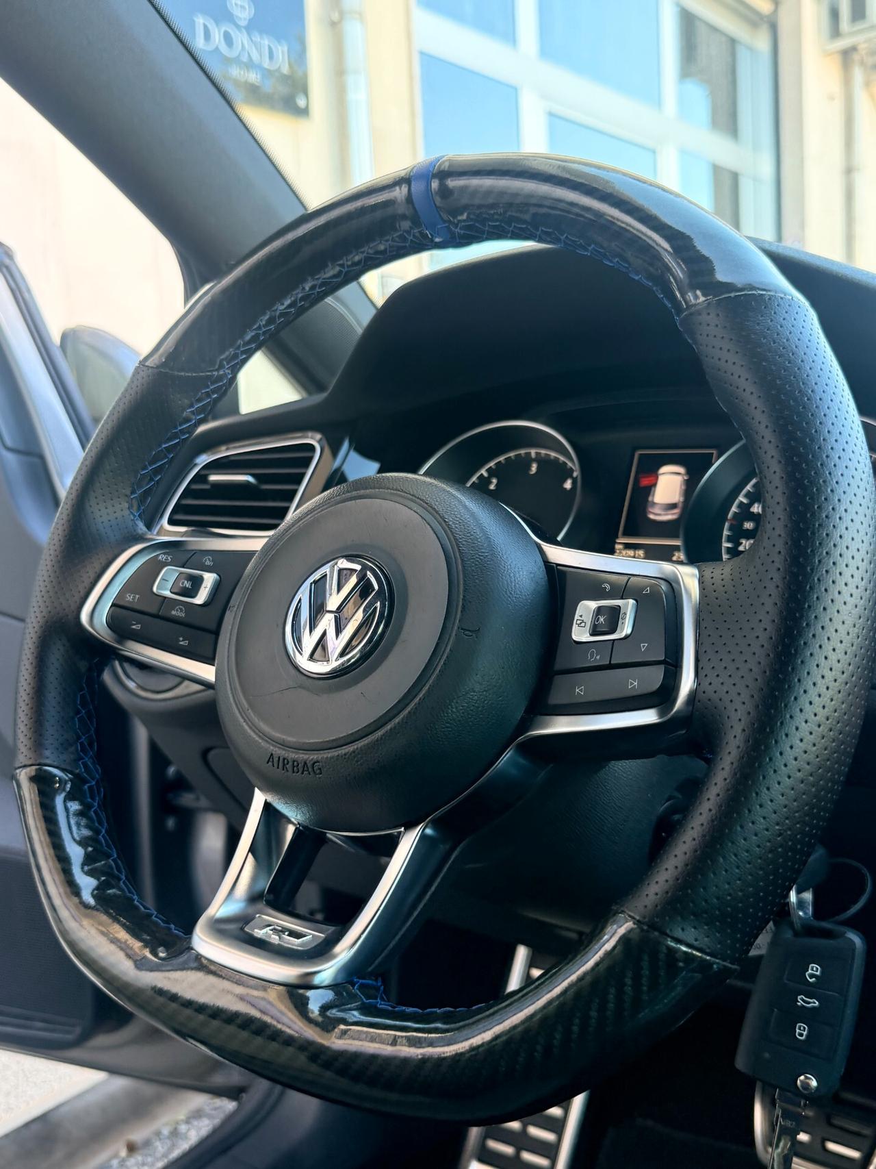 Volkswagen Golf 5p 1.6 tdi Highline 110cv dsg. R-LINE ,APPLE CARPLAY,ANDROID AUTO,BLUETOOTH,NAVI,FARI LED